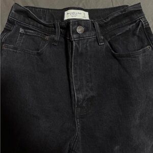 Abercrombie Mom Jeans